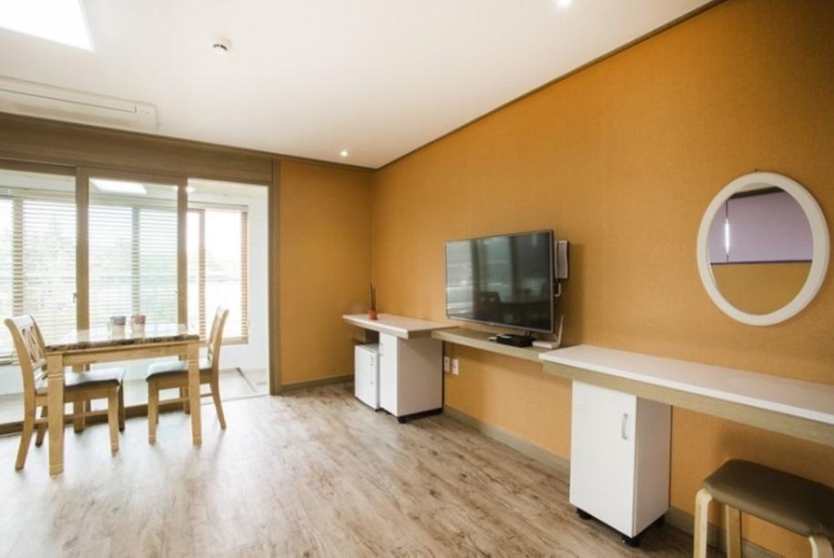 Sheelddi Pension Seogwipo Extérieur photo